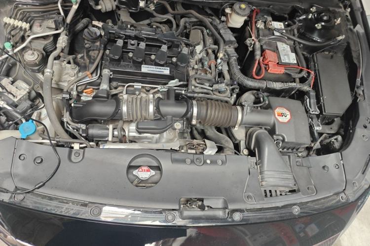 Used Honda Accord 2018 260TURBO Luxury Edition China VI Engine Bay