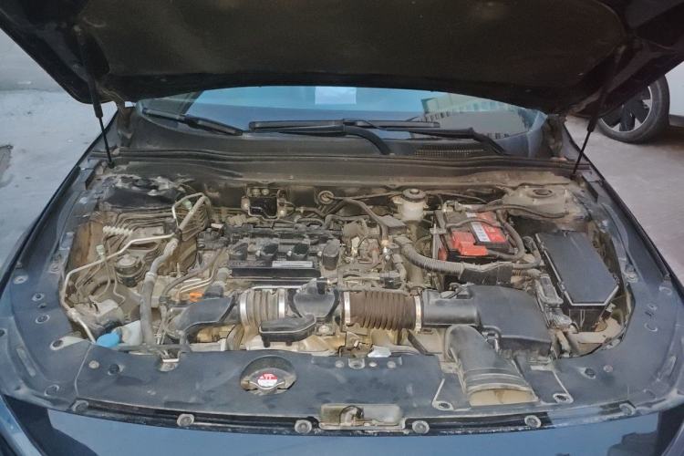 Used Honda Accord 2018 260TURBO Elite Edition China VI Engine Bay