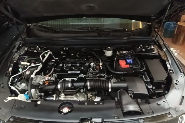 Used Honda Accord 2018 260TURBO Elite Edition China VI Engine Bay