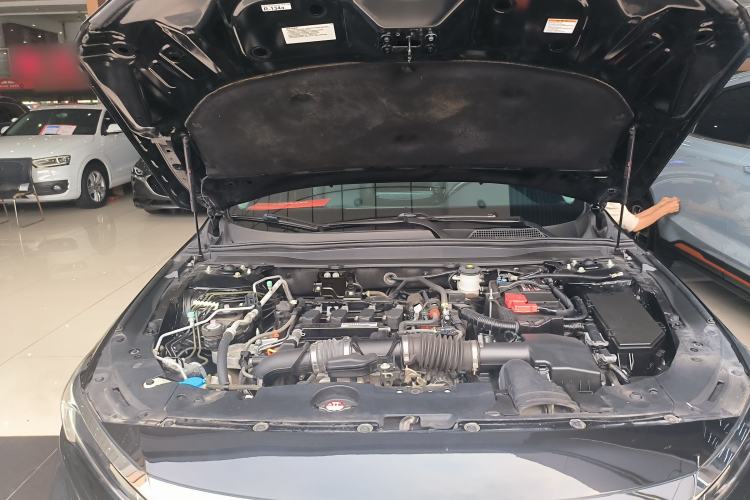 Used Honda Accord 2018 260TURBO Elite Edition China VI Engine Bay
