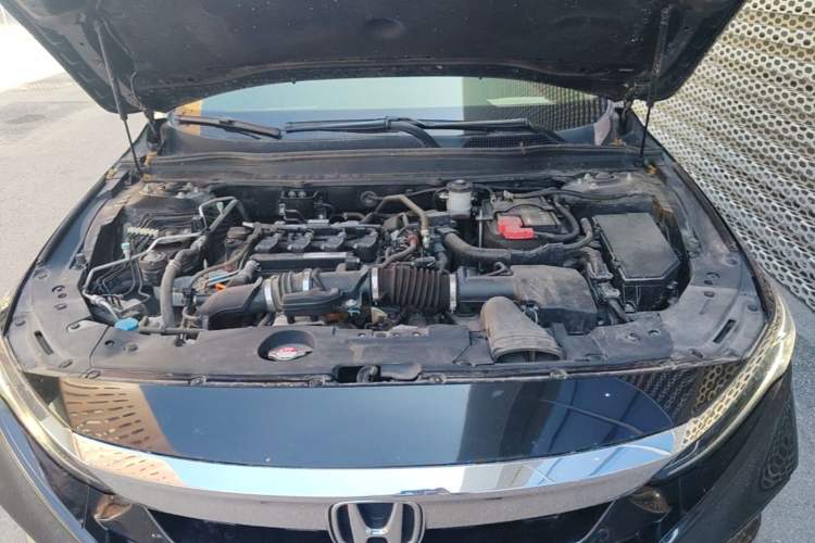 Used Honda Accord 2018 260TURBO Luxury Edition China V Emission Standard Engine Bay