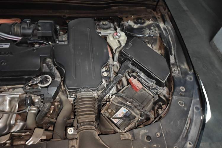 Used Honda Accord 2018 Rui·Hybrid 2.0L Rui Zhi Edition China VI Engine Bay Left
