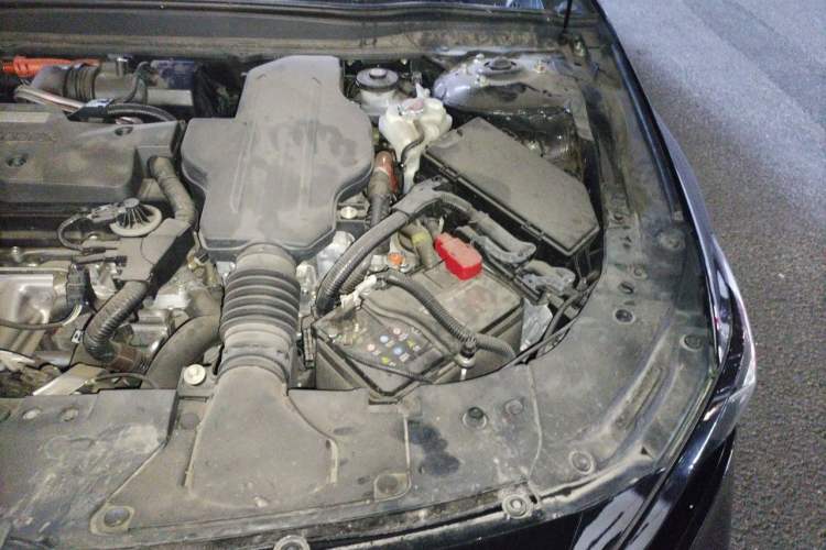 Used Honda Accord 2018 Rui·Hybrid 2.0L Rui Zhi Edition China VI Engine Bay Left