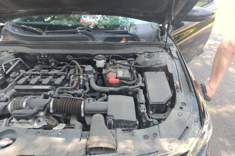 Used Honda Accord 2018 260TURBO Luxury Edition China VI Engine Bay Left