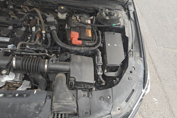 Used Honda Accord 2018 230TURBO Comfort Edition China VI Emission Standard Engine Bay Left