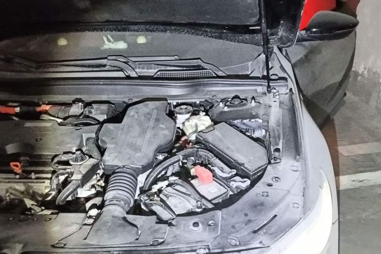 Used Honda Accord 2018 Rui·Hybrid 2.0L Rui Zhi Edition China VI Engine Bay Left