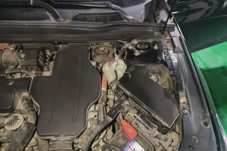 Used Honda Accord 2018 Rui·Hybrid 2.0L Rui Zhi Edition China VI Engine Bay Left