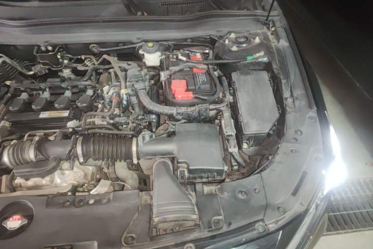Used Honda Accord 2018 230TURBO Comfort Edition China VI Emission Standard Engine Bay Left