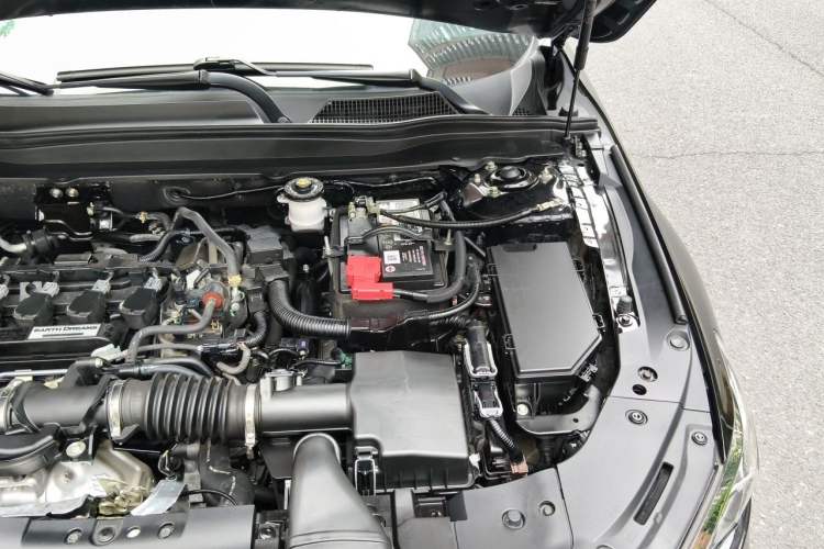Used Honda Accord 2018 260TURBO Elite Edition China V Engine Bay Left