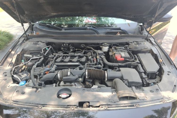 Used Honda Accord 2018 260TURBO Luxury Edition China VI Engine Bay