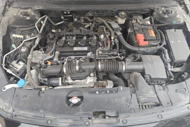Used Honda Accord 2018 230TURBO Comfort Edition China VI Emission Standard Engine Bay
