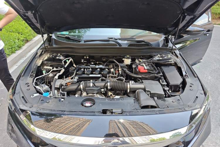 Used Honda Accord 2018 260TURBO Elite Edition China V Engine Bay