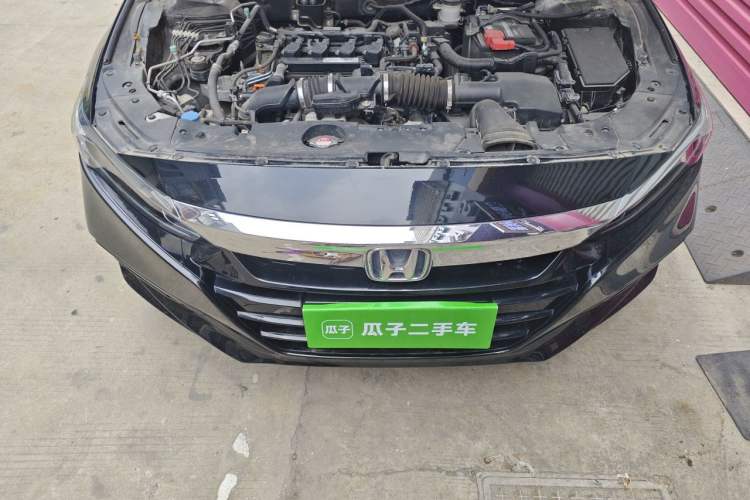 Used Honda Accord 2018 260TURBO Elite Edition China VI Engine Bay