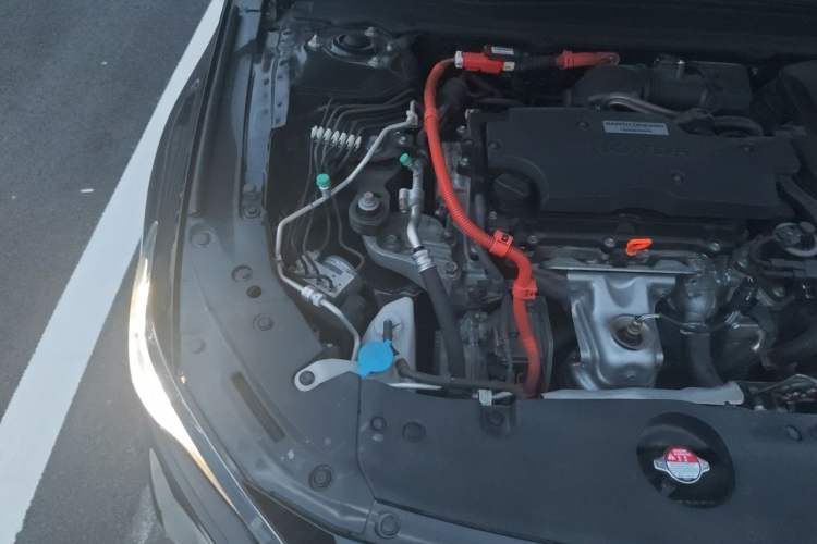 Used Honda Accord 2018 Rui Hybrid 2.0L Rui Ling Edition China VI Engine Bay Right