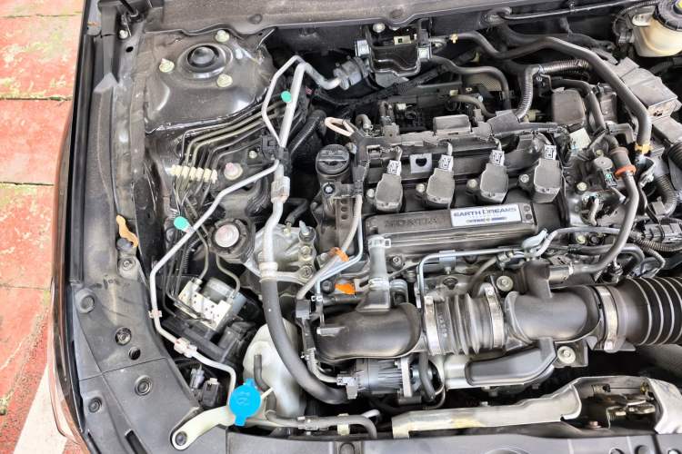 Used Honda Accord 2018 260TURBO Elite Edition China V Engine Bay Right