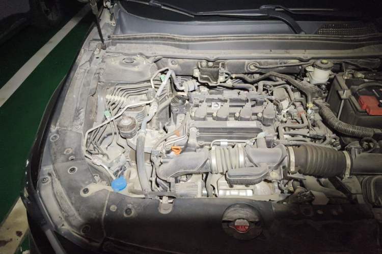 Used Honda Accord 2018 260TURBO Luxury Edition China VI Engine Bay Right
