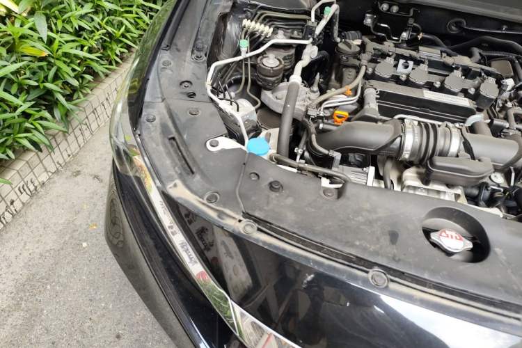 Used Honda Accord 2018 260TURBO Elite Edition China VI Engine Bay Right
