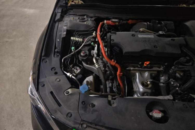 Used Honda Accord 2018 Rui·Hybrid 2.0L Rui Zhi Edition China VI Engine Bay Right