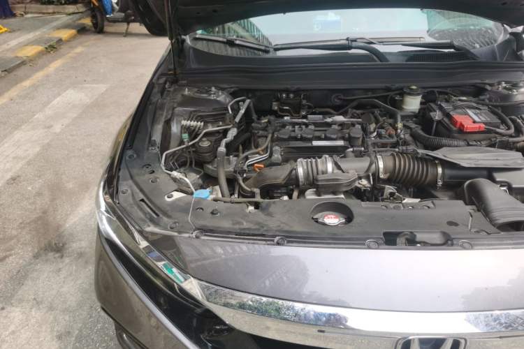 Used Honda Accord 2018 260TURBO Luxury Edition China VI Engine Bay Right