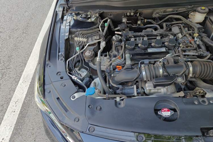 Used Honda Accord 2018 260TURBO Elite Edition China VI Engine Bay Right
