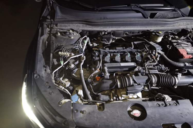 Used Honda Accord 2018 260TURBO Elite Edition China VI Engine Bay Right