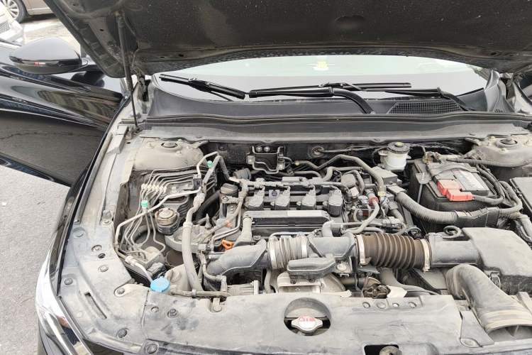 Used Honda Accord 2018 260TURBO Elite Edition China V Engine Bay Right