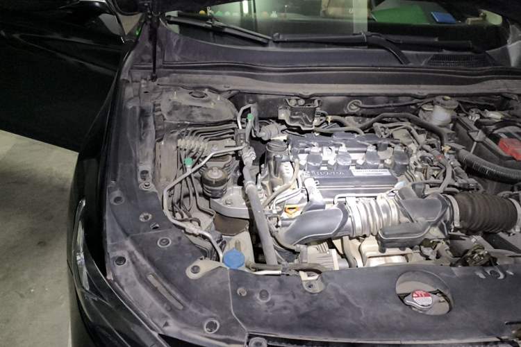 Used Honda Accord 2018 230TURBO Comfort Version National V Engine Bay Right