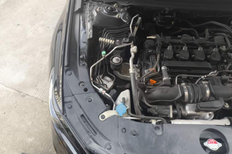 Used Honda Accord 2018 260TURBO Luxury Edition China V Emission Standard Engine Bay Right