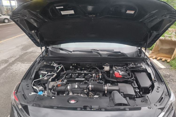 Used Honda Accord 2018 260TURBO Elite Edition China VI Engine Bay