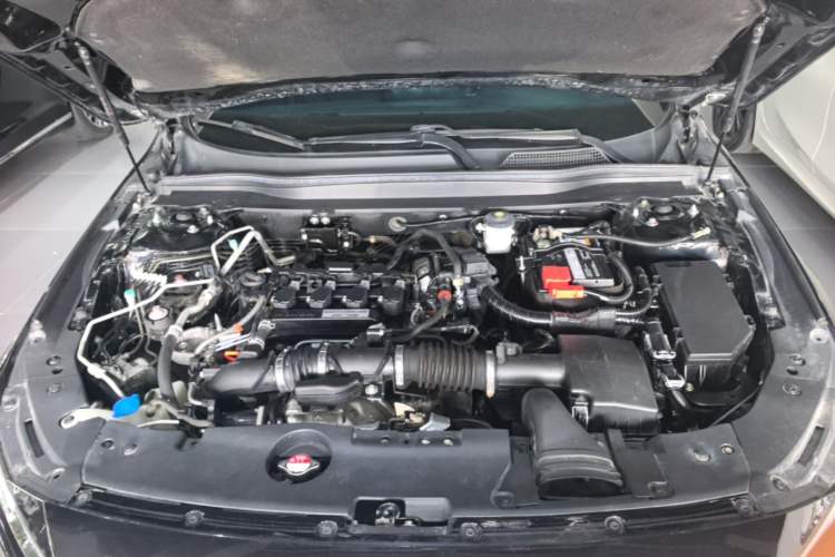 Used Honda Accord 2018 260TURBO Elite Edition China V Engine Bay