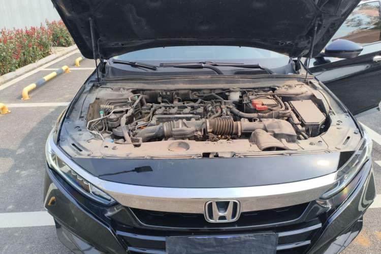Used Honda Accord 2018 260TURBO Elite Edition China V Engine Bay