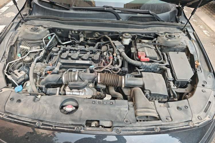 Used Honda Accord 2018 260TURBO Prestige Edition China VI Engine Bay