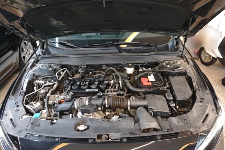 Used Honda Accord 2018 260TURBO Elite Edition China VI Engine Bay
