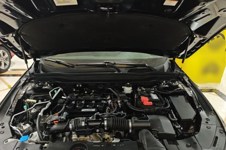 Used Honda Accord 2018 260TURBO Elite Edition China V Engine Bay