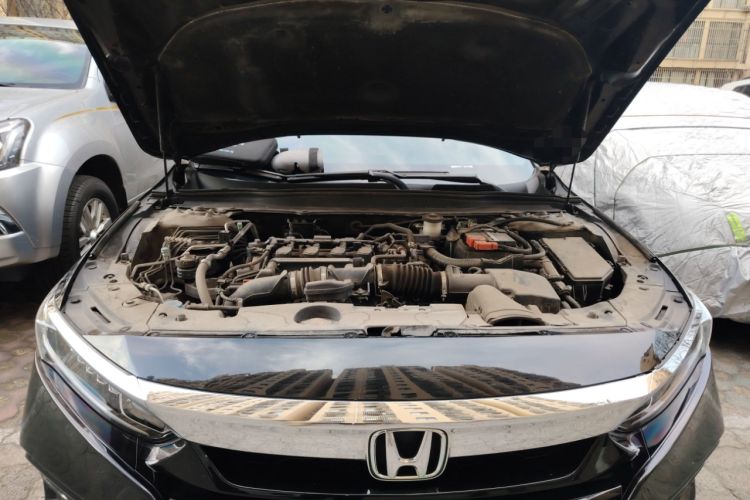 Used Honda Accord 2018 260TURBO Elite Edition China VI Engine Bay