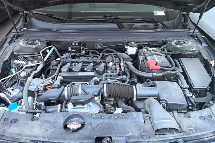 Used Honda Accord 2018 260TURBO Elite Edition China VI Engine Bay