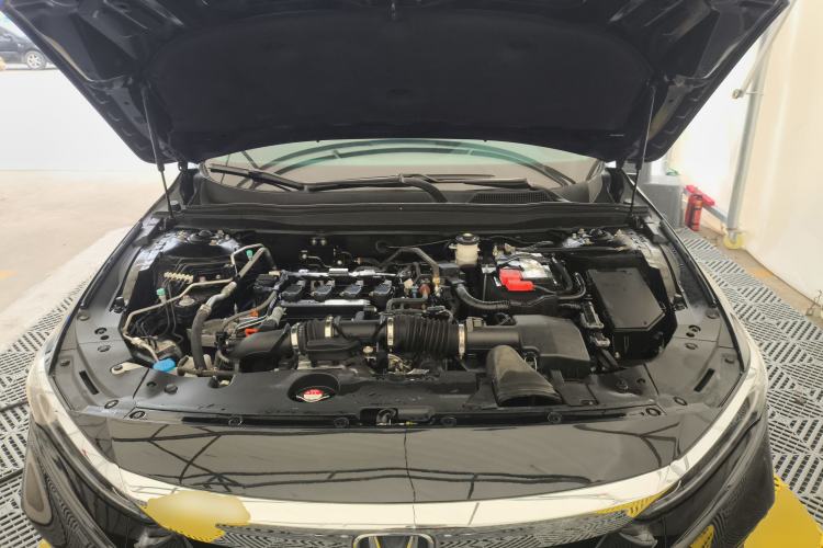 Used Honda Accord 2018 260TURBO Luxury Edition China VI Engine Bay