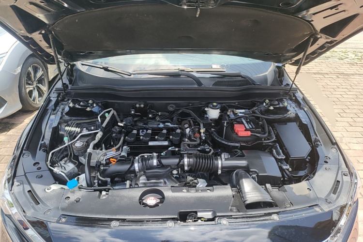 Used Honda Accord 2018 260TURBO Elite Edition China VI Engine Bay
