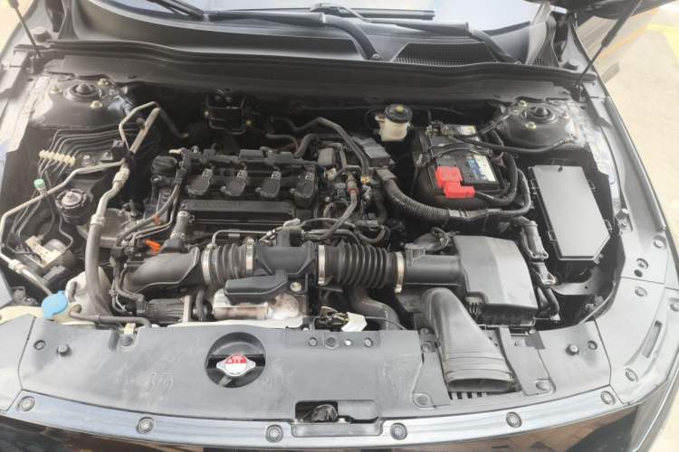 Used Honda Accord 2018 260TURBO Luxury Edition China V Emission Standard Engine Bay