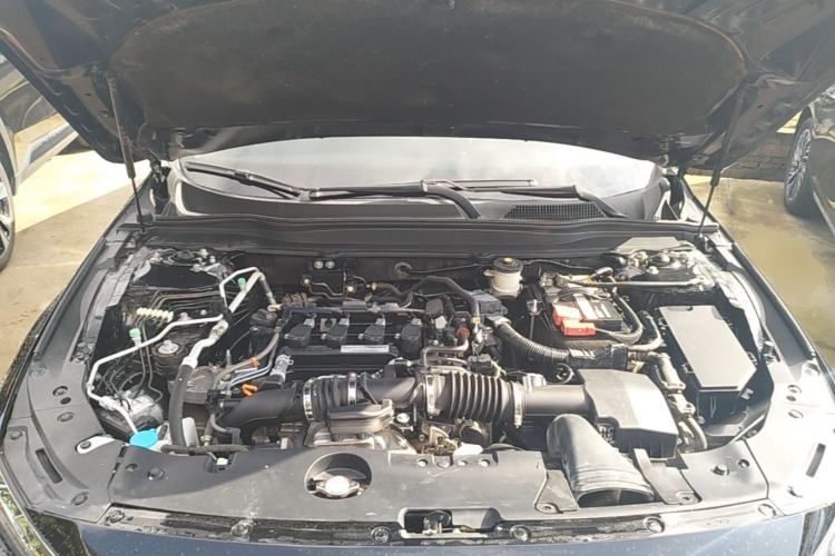 Used Honda Accord 2018 260TURBO Elite Edition China VI Engine Bay