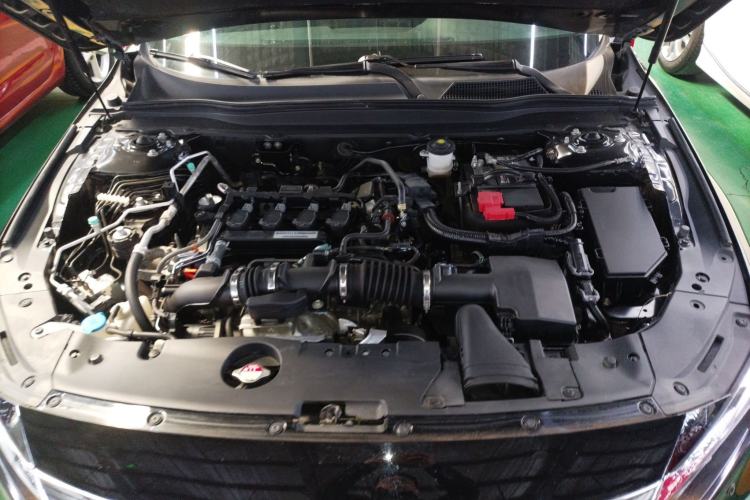 Used Honda Accord 2018 260TURBO Elite Edition China VI Engine Bay