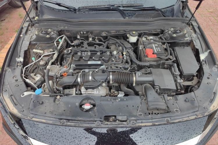 Used Honda Accord 2018 260TURBO Luxury Edition China V Emission Standard Engine Bay