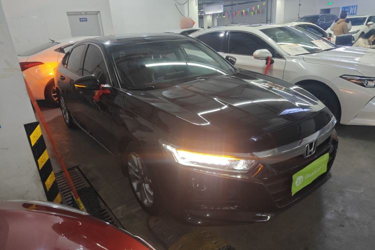 Used Honda Accord 2018 260TURBO Elite Edition China V Exterior 1