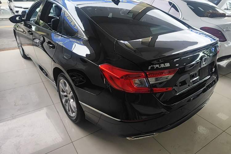 Used Honda Accord 2018 260TURBO Luxury Edition China V Emission Standard Exterior 2