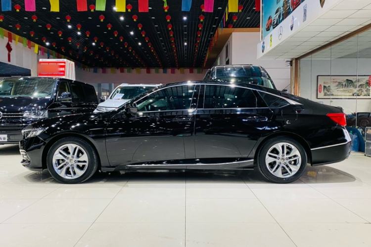 Used Honda Accord 2018 260TURBO Elite Edition China VI Exterior 2