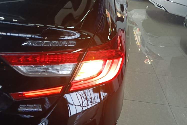 Used Honda Accord 2018 260TURBO Elite Edition China VI Exterior 3