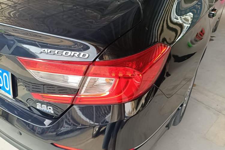 Used Honda Accord 2018 260TURBO Elite Edition China V Exterior 3