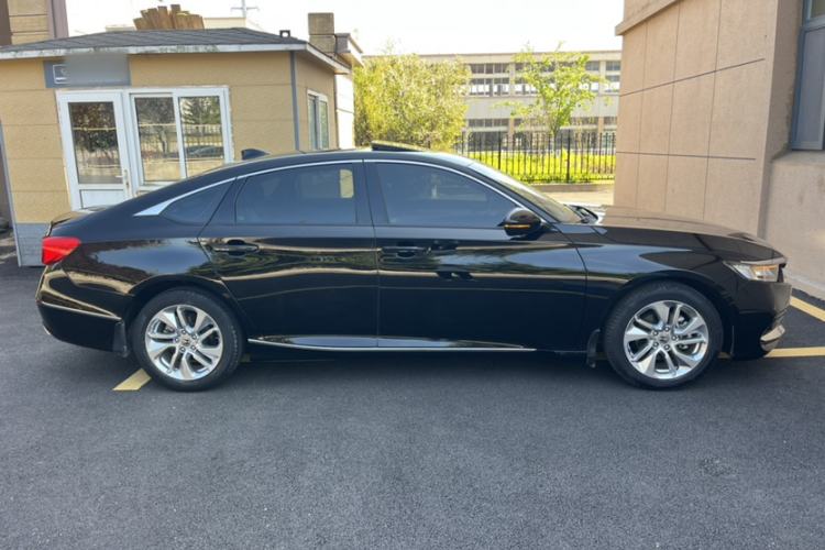 Used Honda Accord 2018 260TURBO Elite Edition China V Exterior 3