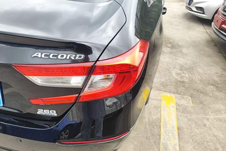 Used Honda Accord 2018 260TURBO Elite Edition China VI Exterior 3