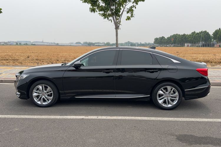 Used Honda Accord 2018 260TURBO Luxury Edition China VI Exterior 3